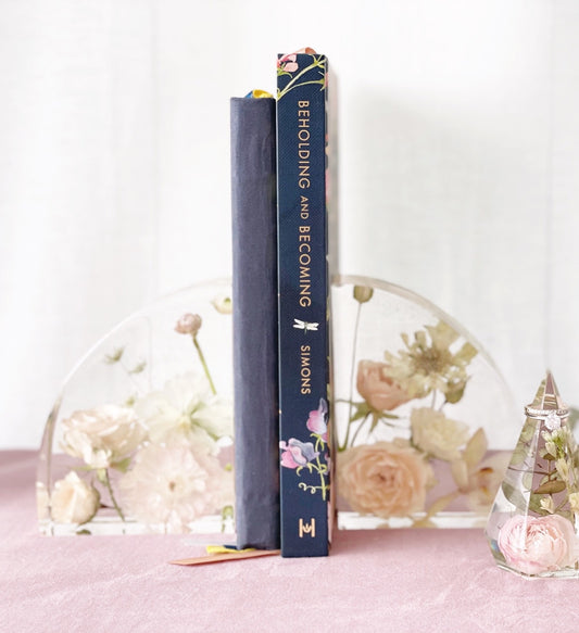 GEORGE BOOKENDS